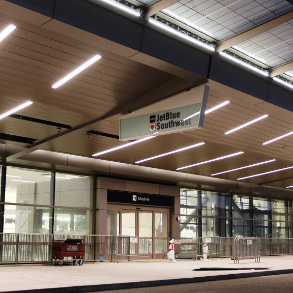 Terminal level 3 departure canopy 2 August 2020