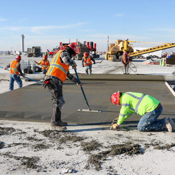 Apron concrete pour 02 28 22