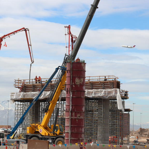 Elevated roadway bent cap concrete pour feb 2018 2