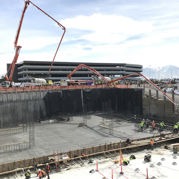 Terminal Tunnel Slab Mat Pour