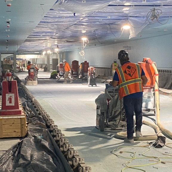 Tunnel grinding terrazzo